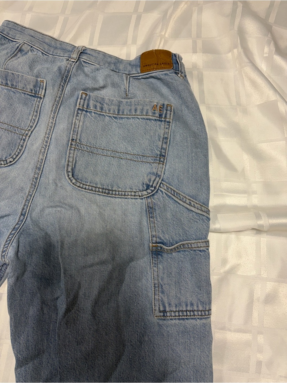 American Eagle Highest Rise 90s Boyfriend Jeans